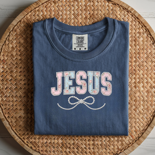 Jesus Pearl Bow Graphic T-Shirt | Christian Faith Shirt | Feminine Religious Tee | Inspirational Graphic Tee | Comfort Colors Shirt