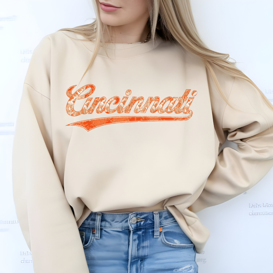 Retro Cincinnati Script Crewneck Sweatshirt